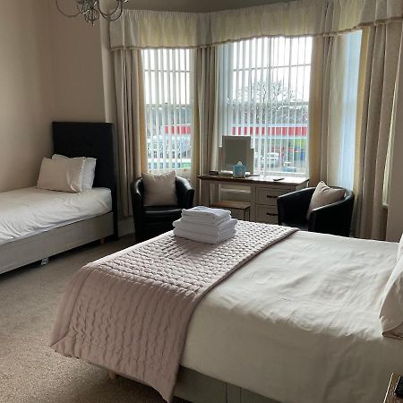 Glenora Guest House Whitby Ngoại thất bức ảnh
