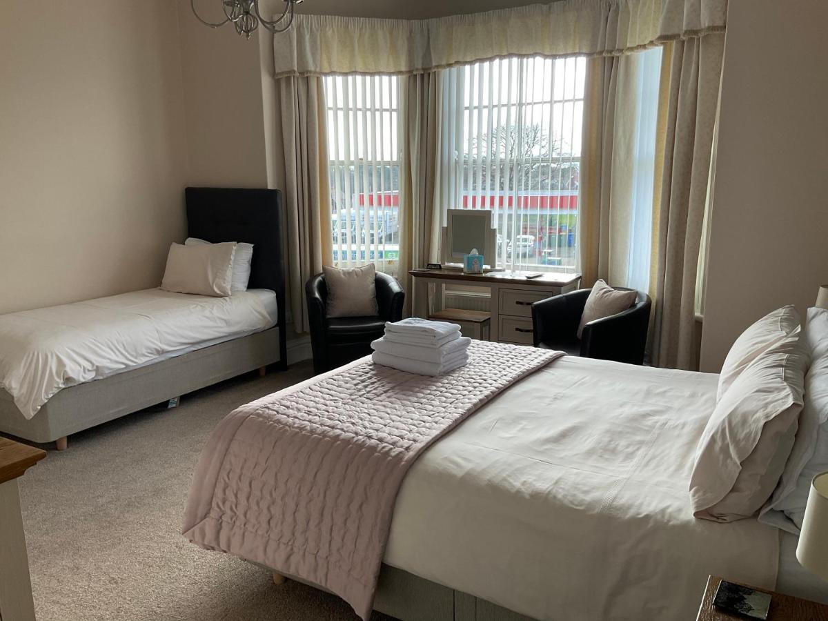 Glenora Guest House Whitby Ngoại thất bức ảnh