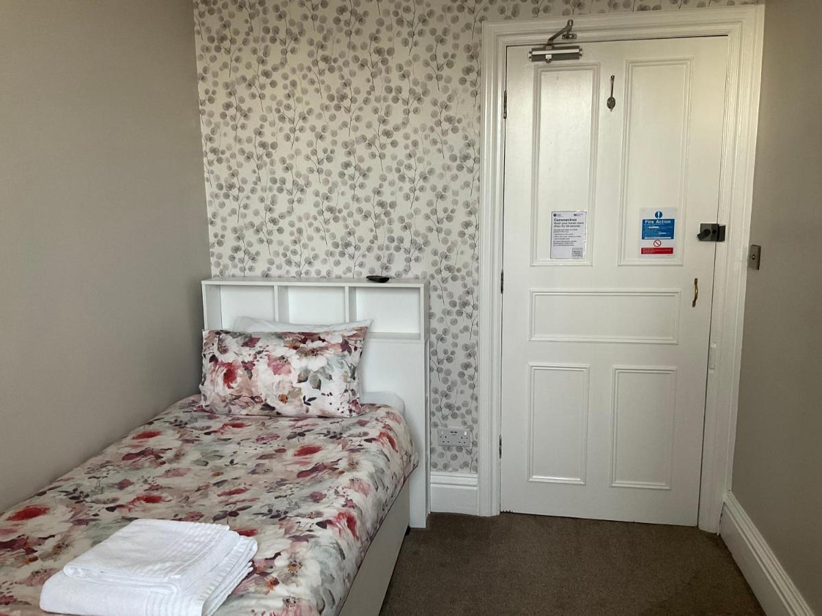 Glenora Guest House Whitby Ngoại thất bức ảnh